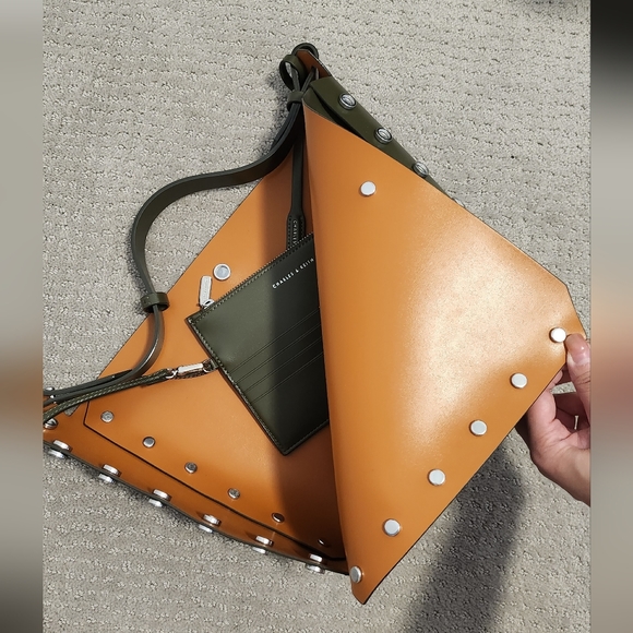 Charles & Keith Bucket Shoulder Bag - Picture 3 of 4